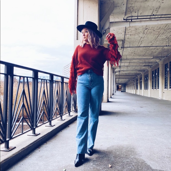 Fringe sweater - Picture 3 of 5